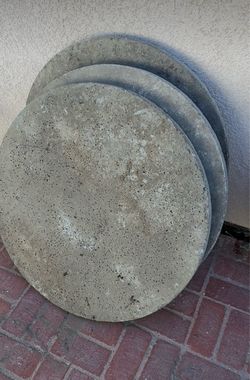 Concrete stepping stones