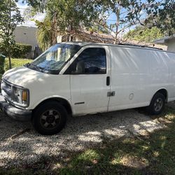 Working Work Van 2500 Obo Comes With Water Tank