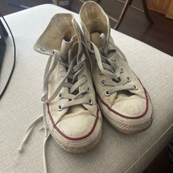 Size 6 Converse 