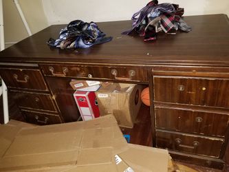 Heavy duty desk