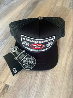 Chrome heart hat