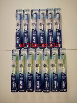 Oral-B Toothbrush, Essential Clean Manual Toothbrush, Soft Bristles, 1 Count