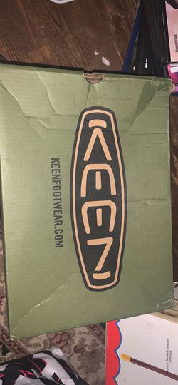 New keen shoes size 6