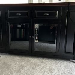 Entertainment Unit