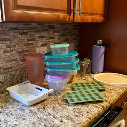 Kitchen Bundle Price Is For Everything You See 