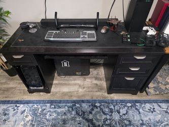 Desk