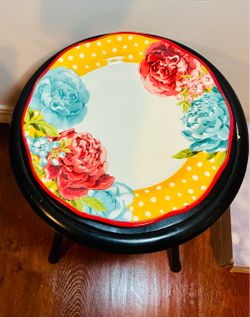Pioneer Woman Blossom Jubilee Dinner Plate