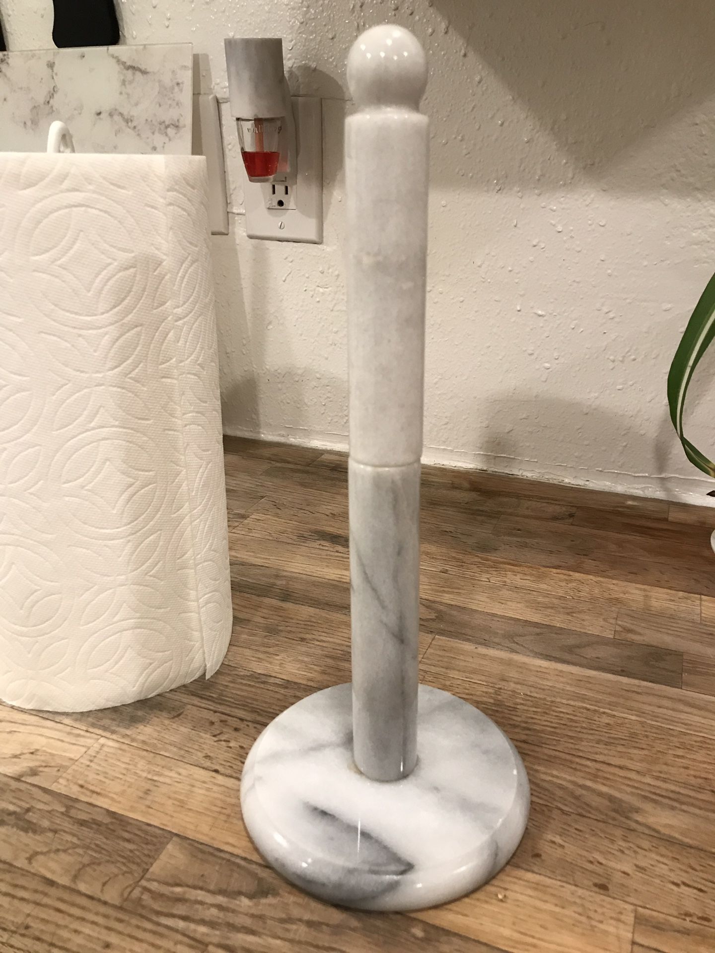 White Marble Paper Towel holder