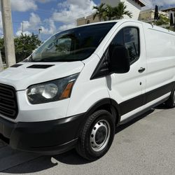 2019 Ford Transit Low Roof 