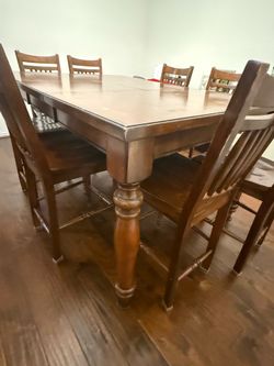 Dining table and chairs for 8 people