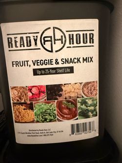 Ready Hour Fruit, Veggie & Snack Mix