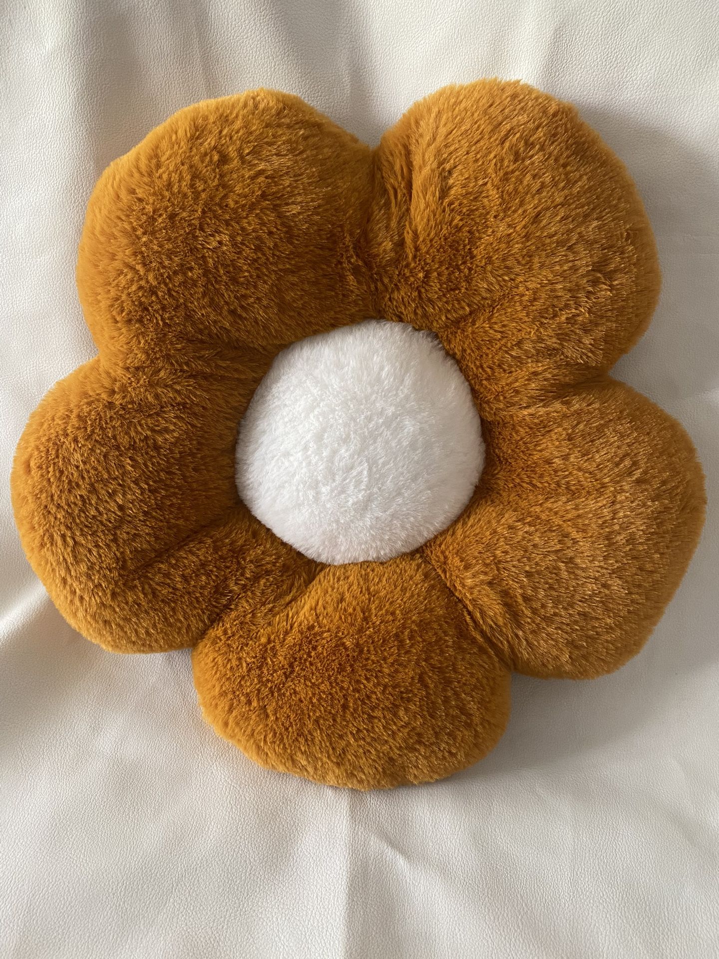 New Flower Cushion Petal rust orange flower Throw Pillow Cushion retro 1960’s
