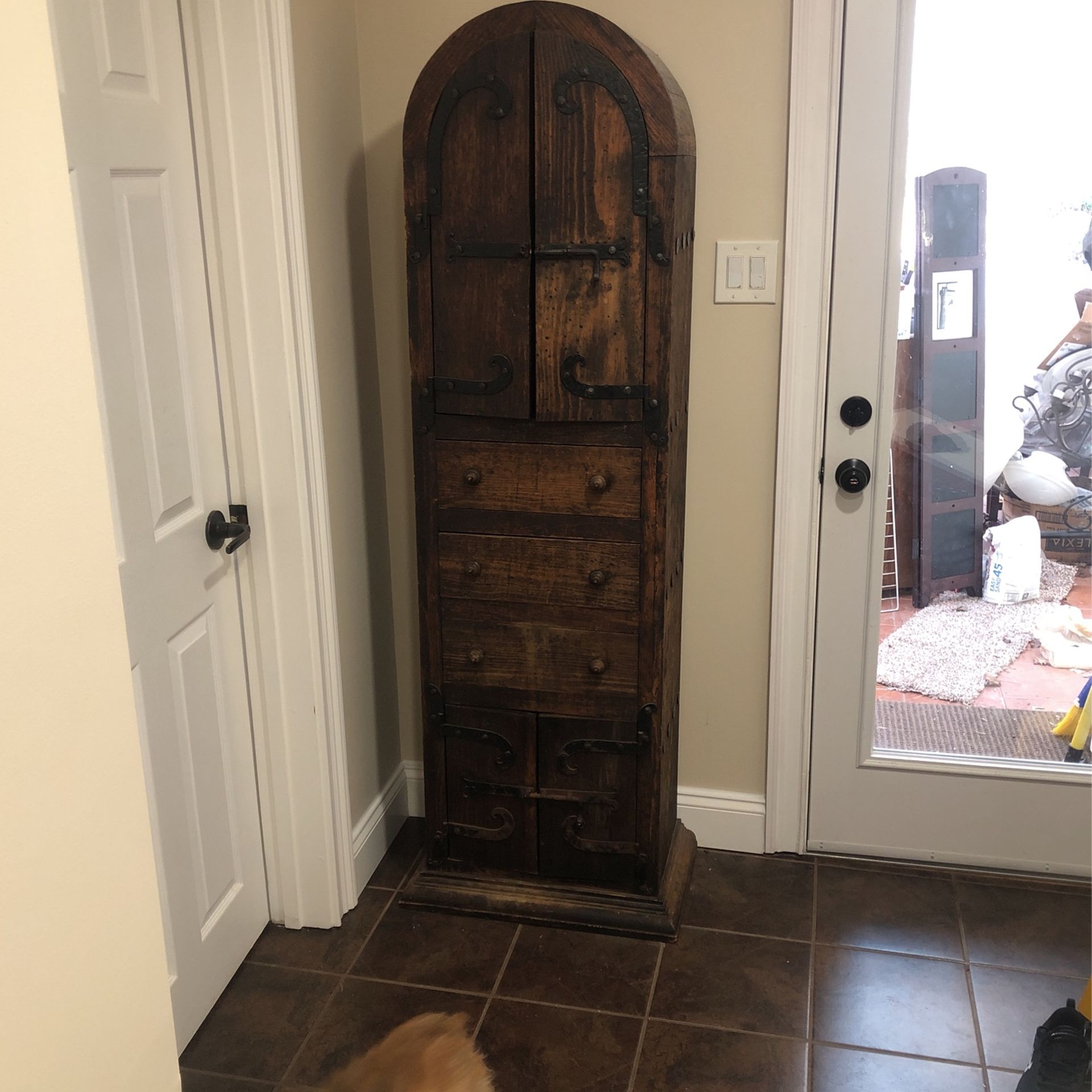 Nice Antique Wooden Buffet/ Credenza