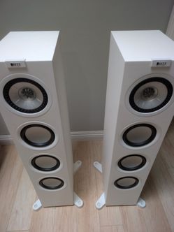 Kef Q550 Floorstanding Speakers