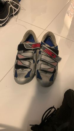 Woman Cycling Shoes Size 40
