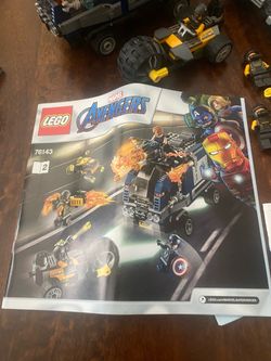 LEGO Marvel Avengers Truck Take-Down 76143