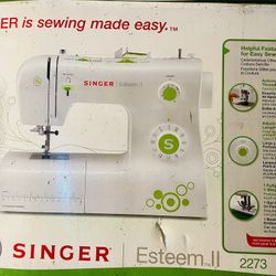 Singer Esteem II Sewing Machine 