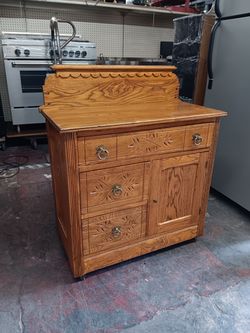 Vintage Victorian carved rollaway 3-drawer wash stand cabinet