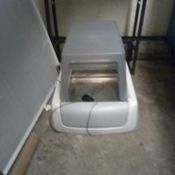 Automated Self-cleaning Kitty Litter Box