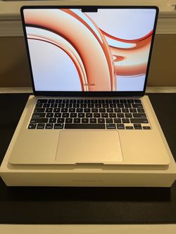 Apple MacBook Air M3 Starlight