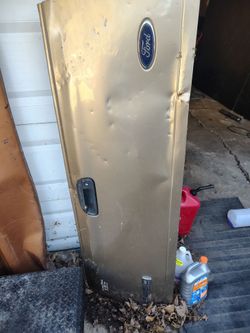 F350 tailgate