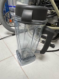 Vitamix Blender Container with Lid