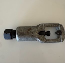 Cal van 183 Nut Splitter