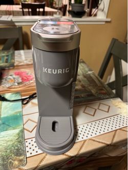 Keurig Coffee maker/ iced coffee