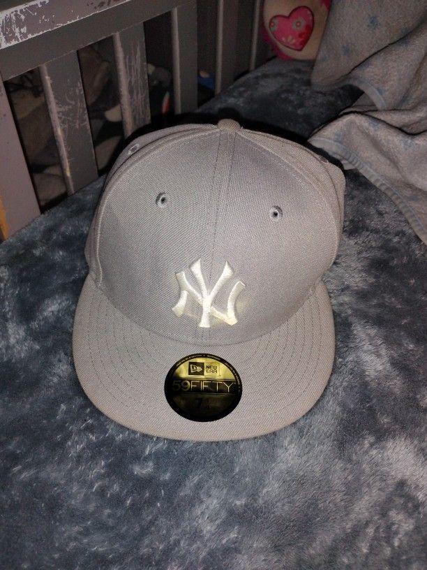 Yankees Fitted Hat