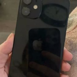 iPhone 11 64Gb Unlocked Excellent condition