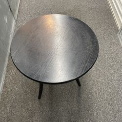 Round Table 