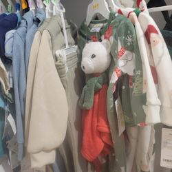 Brandnew Newborn to 6 mos Baby Boy Clothes And Bassinett. 