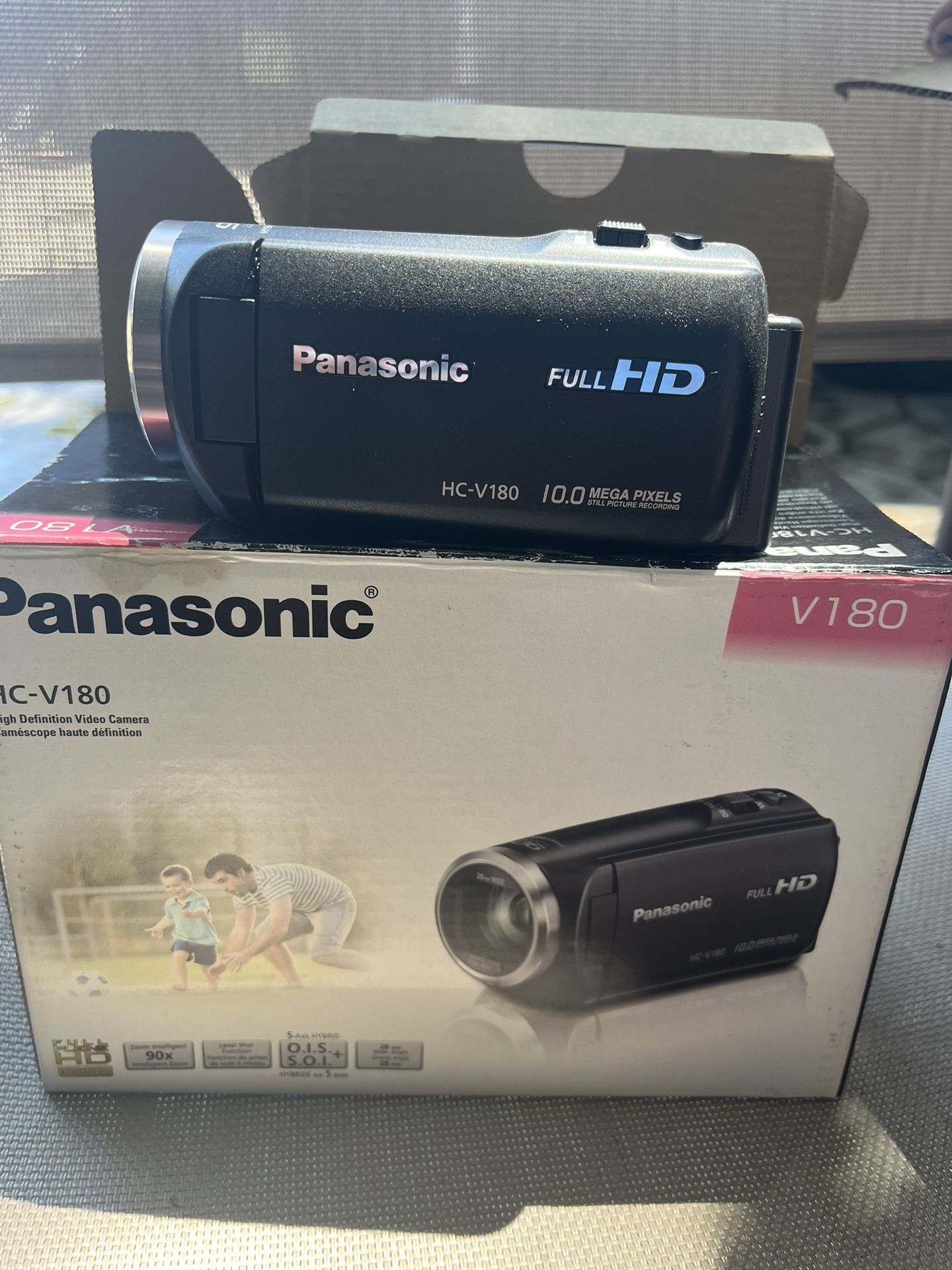 Panasonic HC V180 Camcorder