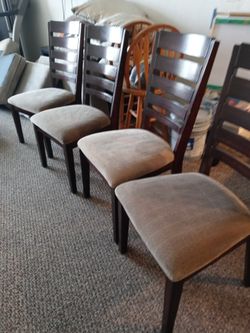 Dining Room Table With Four Chairs