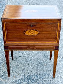 Rare Irish Sheraton Style 19th Century Cellarette- Beautiful