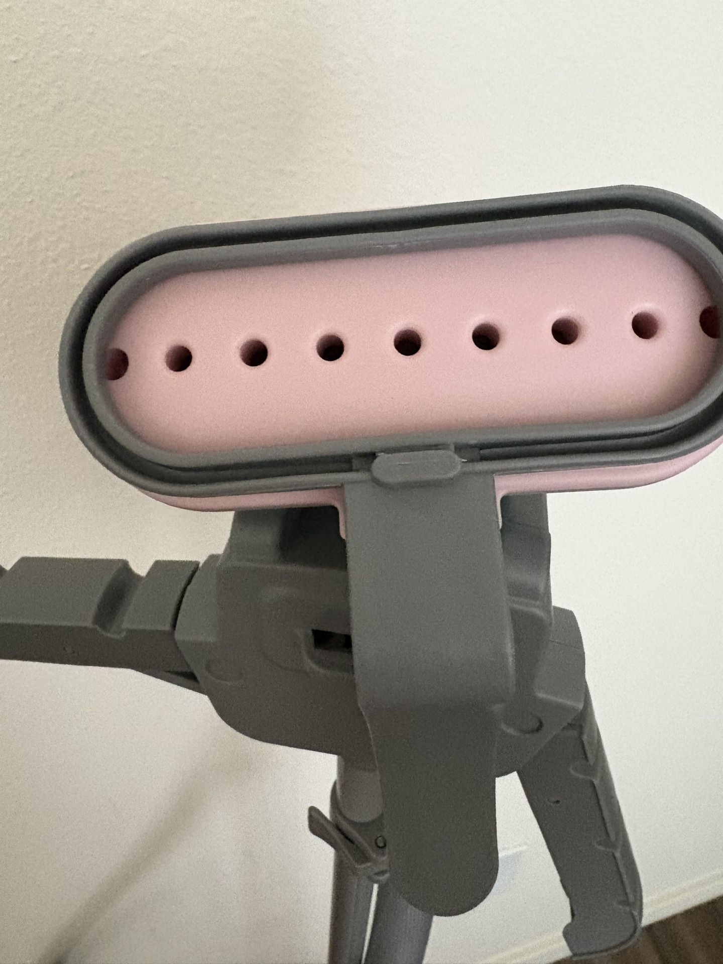 Clothes Steamer