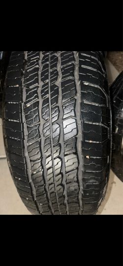 Almost brand new 265/70r18 tires