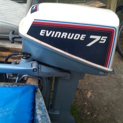 Evenrude 7.5 Outboard Motor 