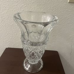 Towle 24% Lead Crystal Vase