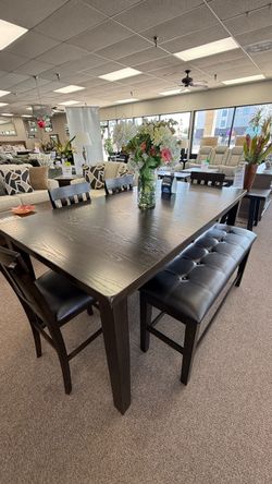 6 PC DINING TABLE
