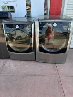 Lg Electric Washer And Dryer Set