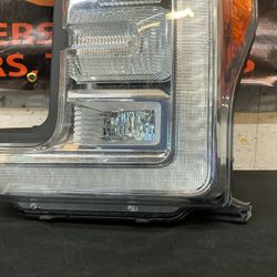 FORD F250/350 COMPLETE LH HEADLIGHT 2017-2019 OEM
