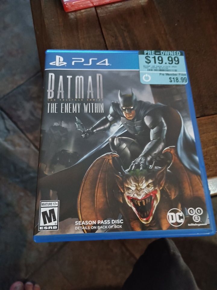 PS4 Batman the enemy within