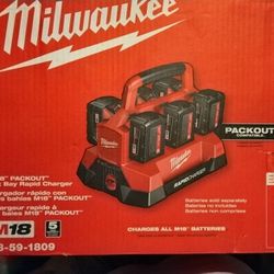 M18 Milwaukee  6 Battery-Rapid Charger Pack out 