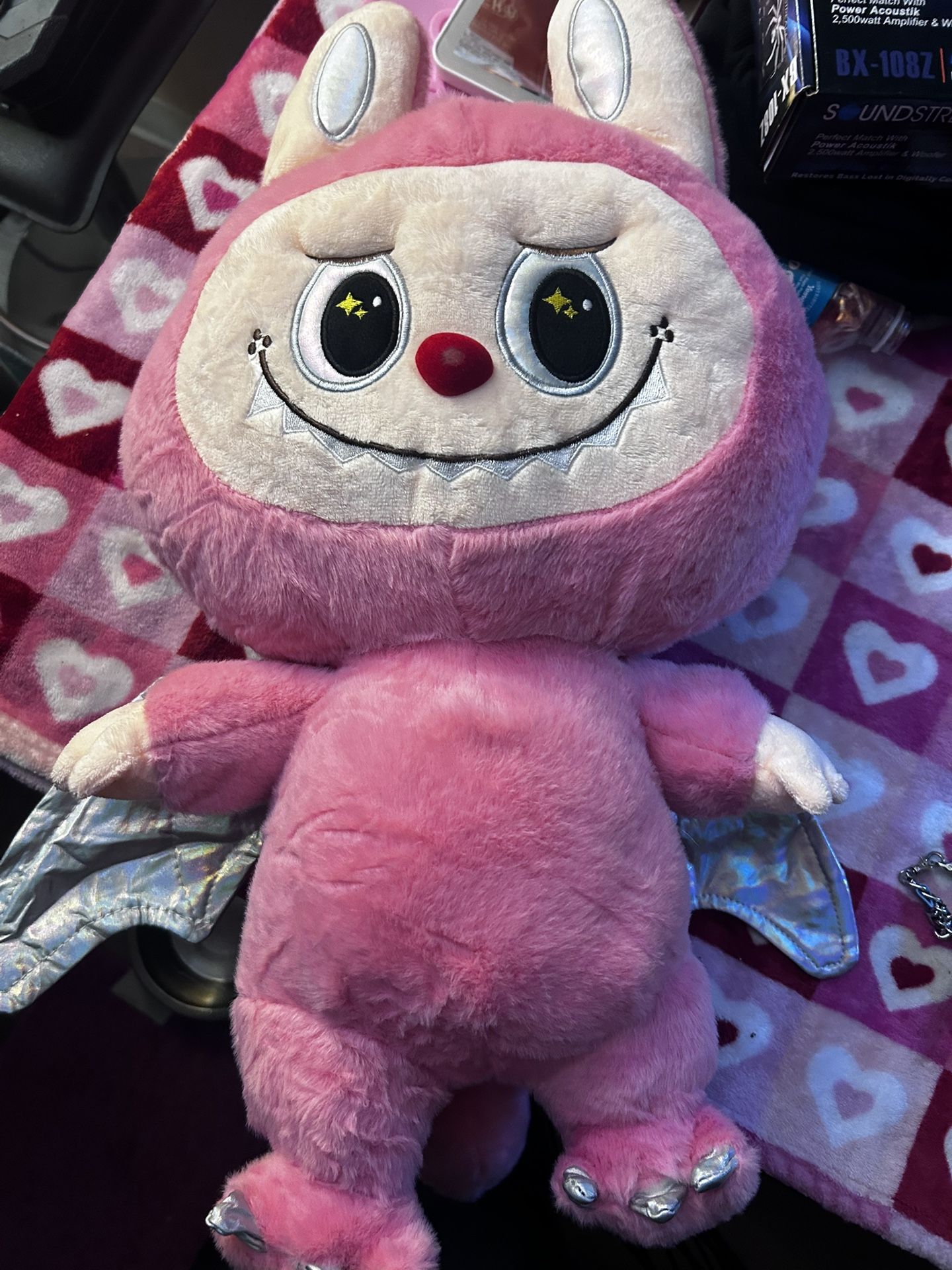 Giant Labubu
