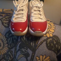 JORDAN'S SIZE 11