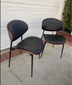 4 Dining chairs