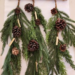 Evergreen Card Holder