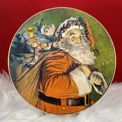 “The Magic that Santa Brings” Avon 1987 Christmas Plate