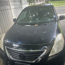 Nissan Versa 2012 